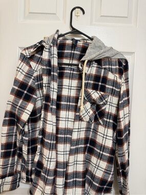 Forever 21 Navy, White & Brown Plaid Button-Up Shirt